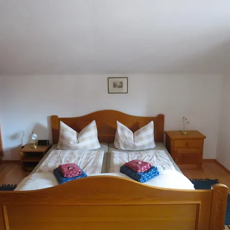 Landpension Im Alten Knoglerhof Apartment Schleching