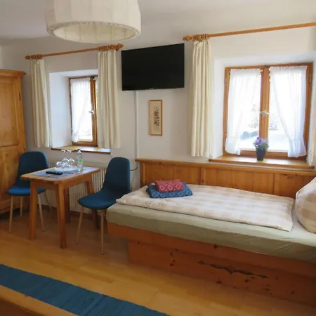 Landpension Im Alten Knoglerhof * Schleching